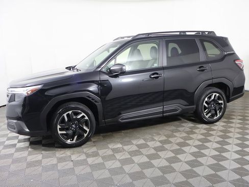 Used 2025 Subaru Forester Limited w/ Popular Package #1 AWD/4WD image 19
