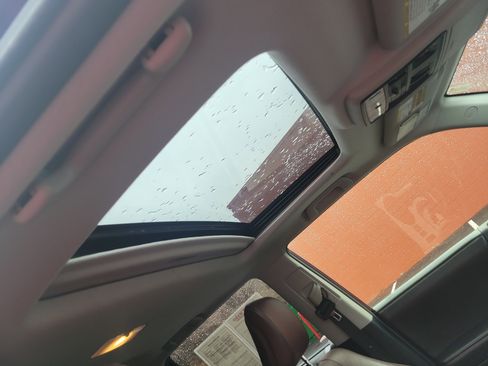 Used 2016 Toyota 4Runner Limited image 31