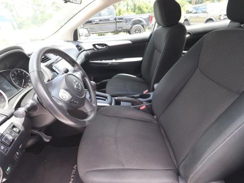 Used 2019 Nissan Sentra S FWD image 2