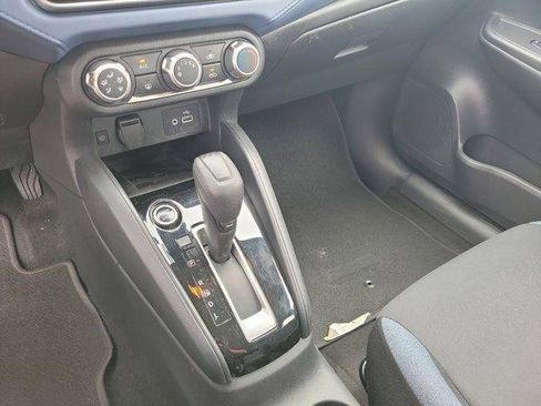 Used 2023 Nissan Versa SV image 29