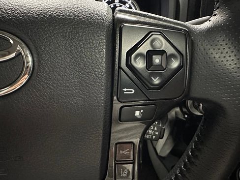 Used 2021 Toyota 4Runner Nightshade AWD/4WD image 20