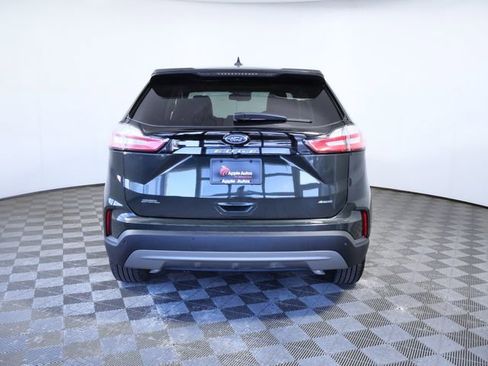Certified 2024 Ford Edge SEL w/ Convenience Package image 3