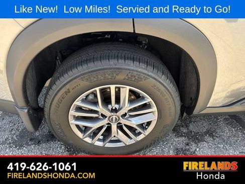 Used 2025 Nissan Rogue S FWD image 35