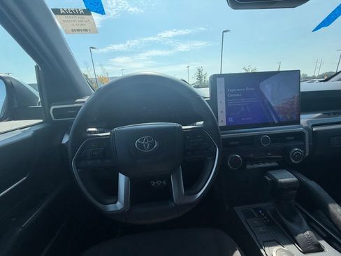 Used 2024 Toyota Tacoma TRD Sport RWD image 19