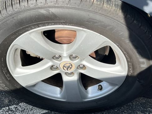 Used 2012 Toyota Sienna LE image 13