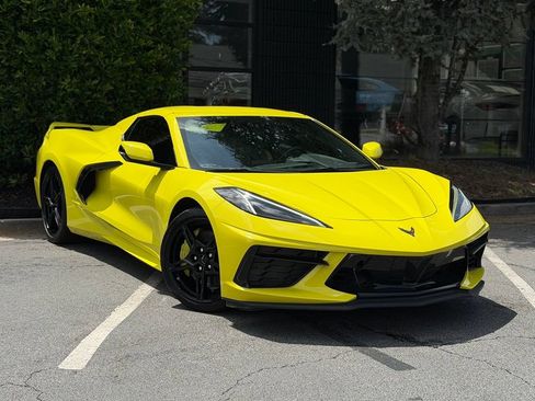 Used 2021 Chevrolet Corvette Stingray Convertible w/ Z51 Performance Package RWD image 6