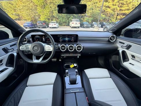 Used 2020 Mercedes-Benz A 220 image 2