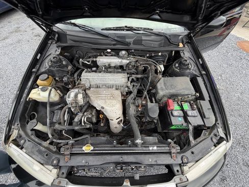 Used 2000 Toyota Camry CE w/ Value Pkg 1 FWD image 10