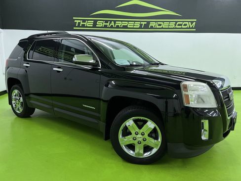 Used 2013 GMC Terrain SLT w/ Chrome and Technology Package FWD image 1