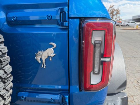 Used 2024 Ford Bronco Badlands AWD/4WD image 30