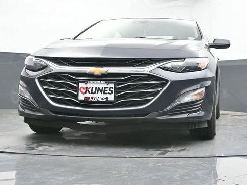 Used 2023 Chevrolet Malibu LT FWD image 43