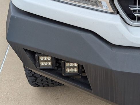 Used 2018 Ford F150 Lariat image 8