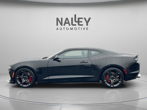 Used 2019 Chevrolet Camaro SS image 2