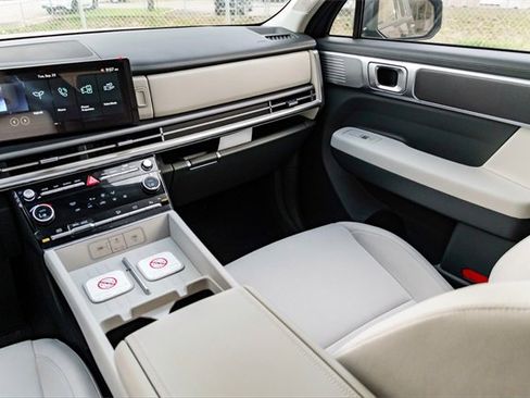 New 2026 Hyundai Santa Fe SE image 23