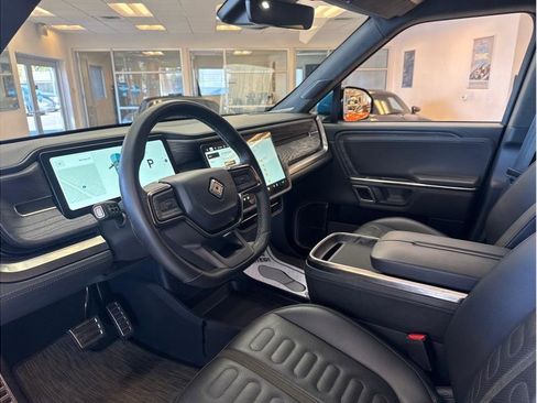 Used 2022 Rivian R1T Launch Edition image 9