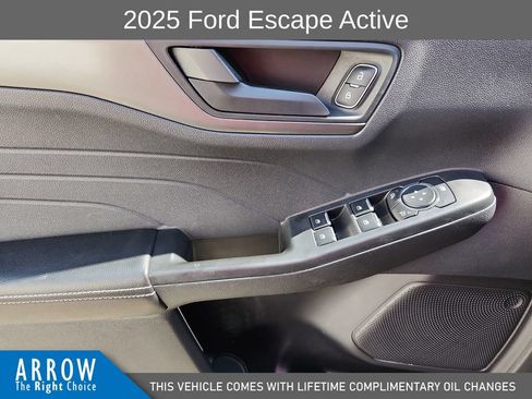 Used 2025 Ford Escape Active FWD image 21