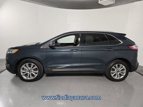Used 2019 Ford Edge Titanium w/ Cold Weather Package image 3