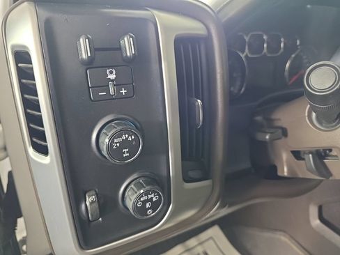 Used 2018 GMC Sierra 1500 SLT AWD/4WD image 17