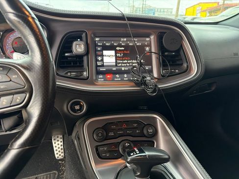 Used 2020 Dodge Challenger R/T Scat Pack w/ Shaker Package RWD image 10