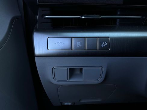 Used 2025 Hyundai Kona SEL image 22