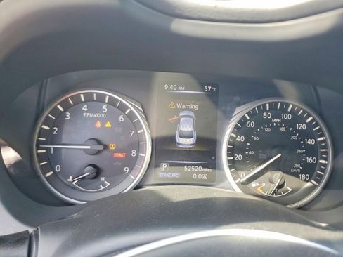 Used 2018 INFINITI Q50 Luxe w/ Essential Package (3.0T Luxe) AWD/4WD image 8