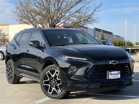 Used 2023 Chevrolet Blazer RS w/ Driver Confidence II Package image 2