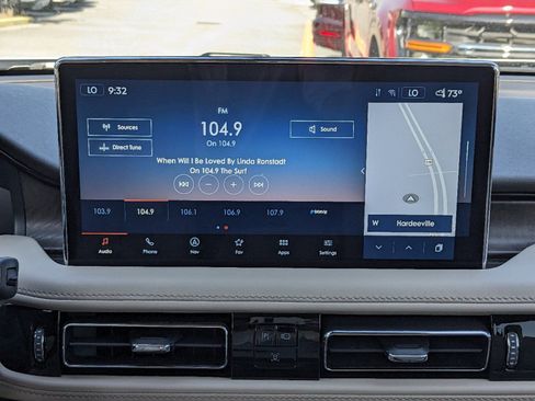 Certified 2023 Lincoln Nautilus Reserve w/ Equipment Group 201A image 17