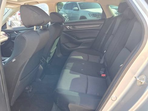 Used 2020 Honda Accord EX image 6