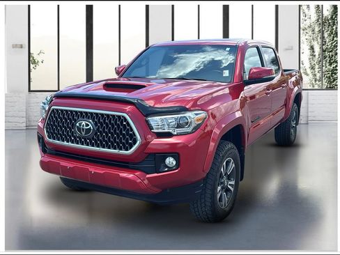 Used 2019 Toyota Tacoma TRD Sport AWD/4WD image 1