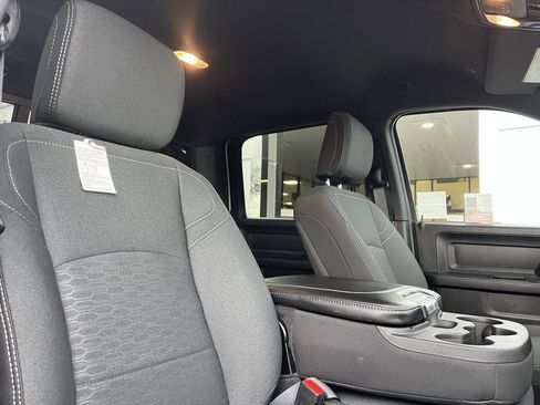 New 2026 RAM 2500 Tradesman AWD/4WD image 24