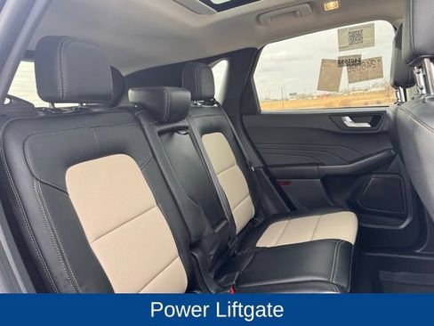 Used 2022 Ford Escape Titanium w/ Titanium Elite Package AWD/4WD image 30