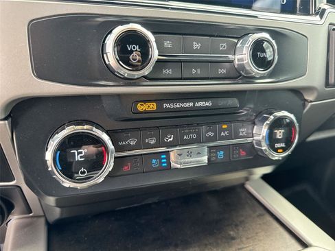 Used 2022 Ford F250 Lariat w/ Tremor Off-Road Package image 17