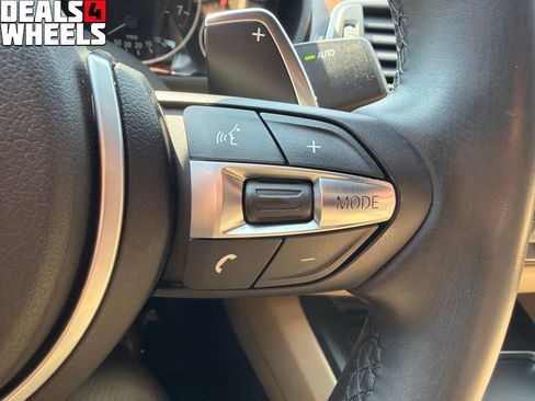 Used 2017 BMW 330i xDrive Sedan AWD/4WD image 31