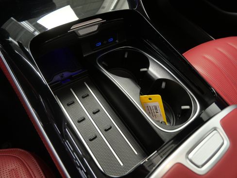 Used 2025 Mercedes-Benz S 63 AMG S image 30