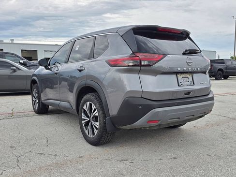 Used 2023 Nissan Rogue SV AWD/4WD image 4