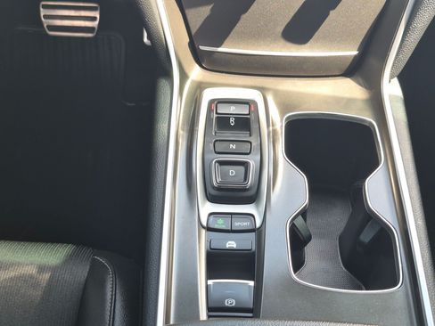 Used 2022 Honda Accord Sport image 25