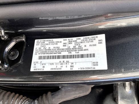 Used 2019 Ford F150 Raptor w/ Equipment Group 801A Mid AWD/4WD image 20