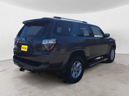 Used 2020 Toyota 4Runner SR5 Premium w/ Moonroof Package AWD/4WD image 5