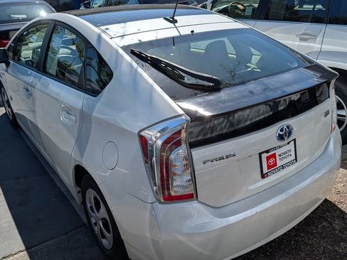 Used 2015 Toyota Prius Three w/ Solar Roof Package FWD image 5