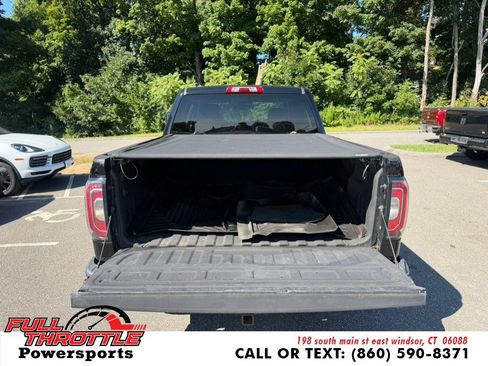 Used 2017 GMC Sierra 1500 SLT w/ SLT Premium Package AWD/4WD image 9