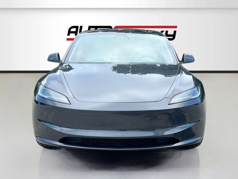 Used 2025 Tesla Model 3 Long Range RWD image 2