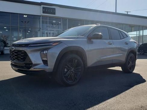 Used 2025 Chevrolet Trax ACTIV w/ Driver Confidence Package image 8