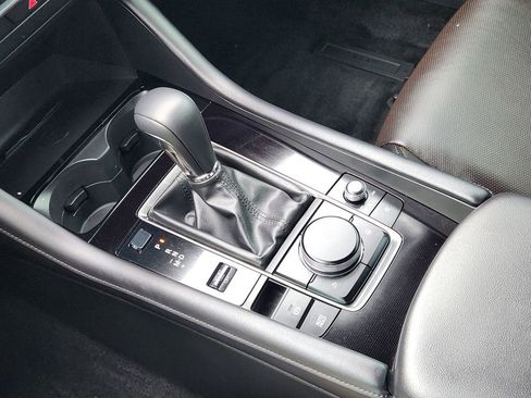 Certified 2025 MAZDA MAZDA3 Hatchback w/Premium Plus Pkg image 18