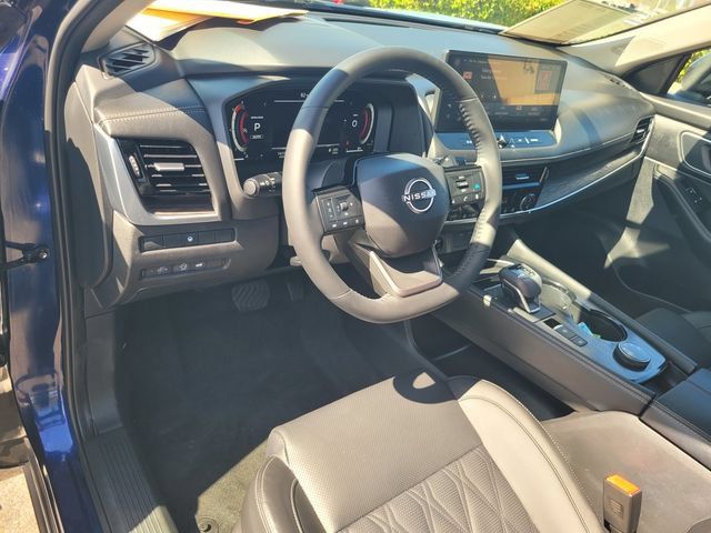 Certified 2025 Nissan Rogue Platinum AWD/4WD image 12