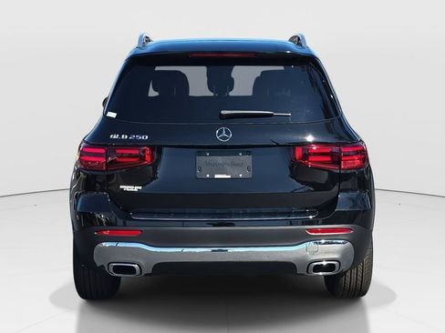 New 2026 Mercedes-Benz GLB 250 image 7