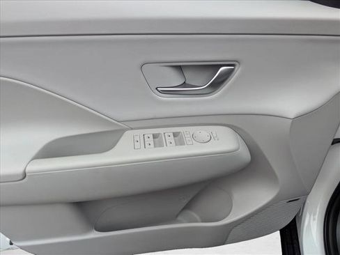 New 2026 Hyundai Kona Limited image 17