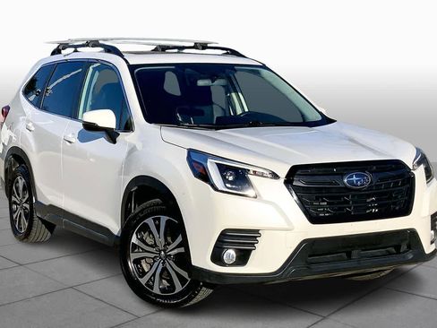 Used 2022 Subaru Forester Limited image 2