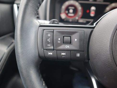 Used 2024 Nissan Rogue Platinum w/ Platinum Premium Package image 24