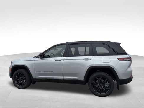 New 2025 Jeep Grand Cherokee Limited w/ MOPAR Finishing Package image 5