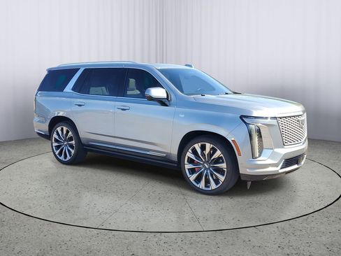Used 2025 Cadillac Escalade Premium Luxury Platinum AWD/4WD image 2